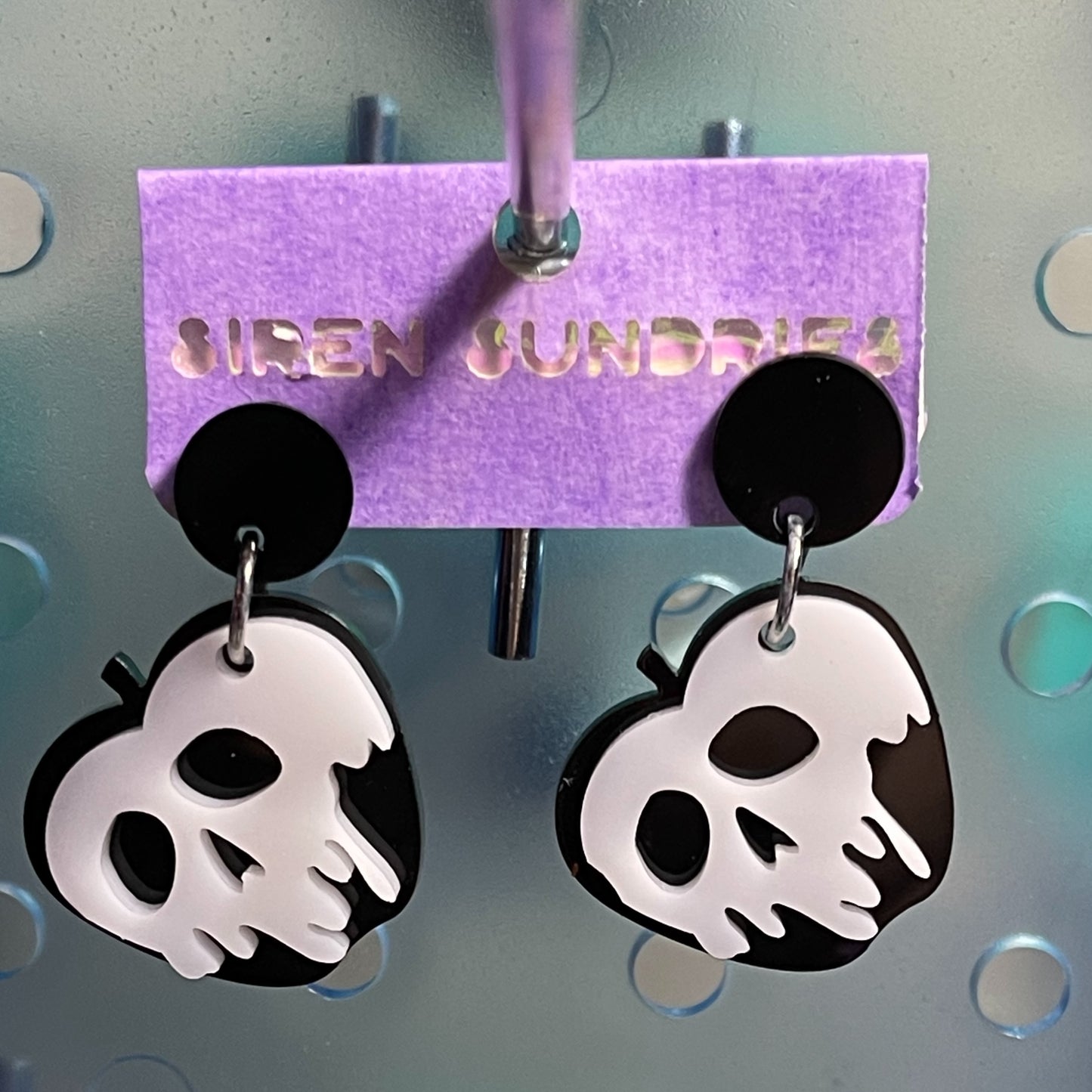 POISON APPLE LAYERED DANGLE EARRINGS