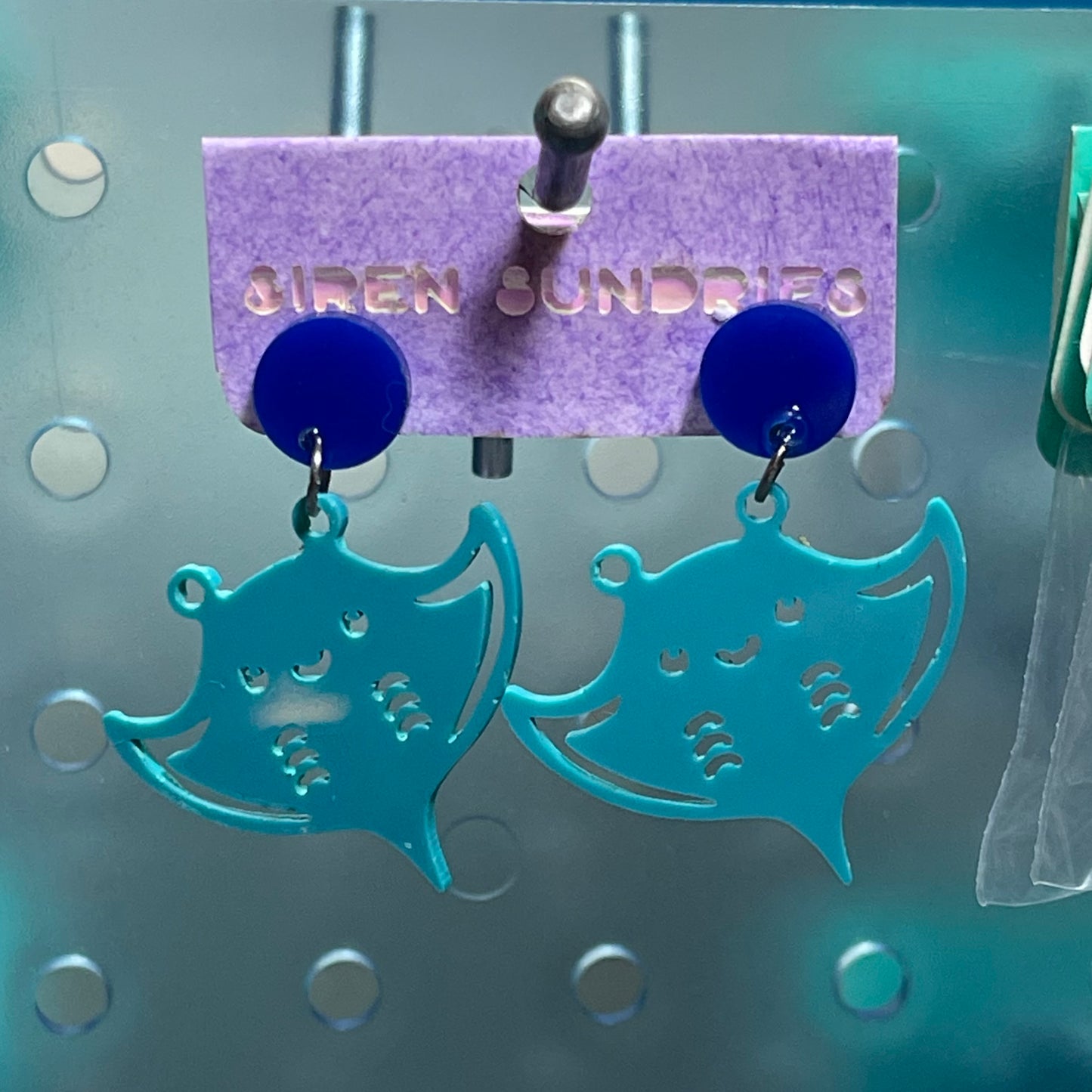 MANTA RAY DANGLE EARRINGS