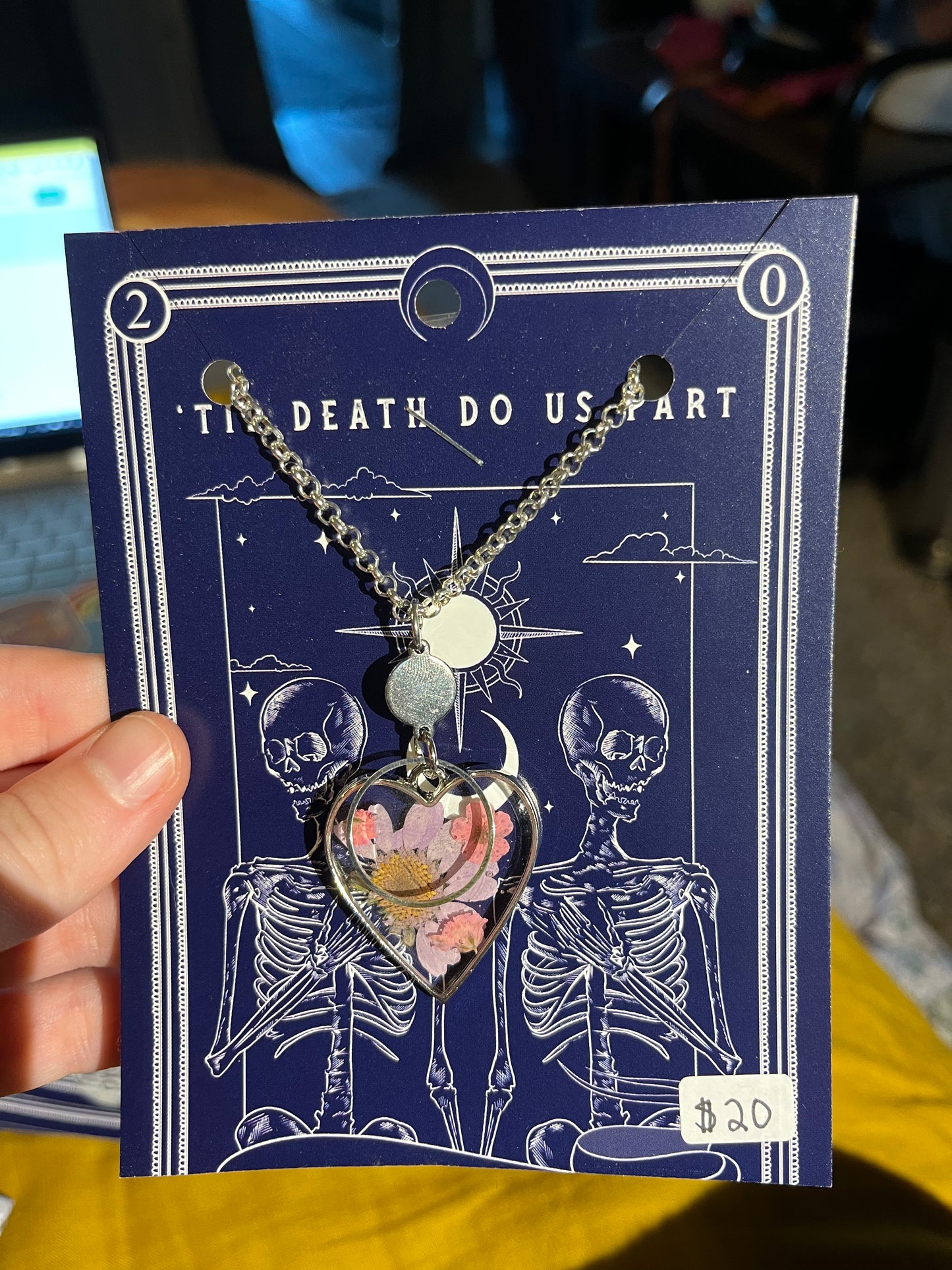 Heart-Shaped Resin Floral Necklace