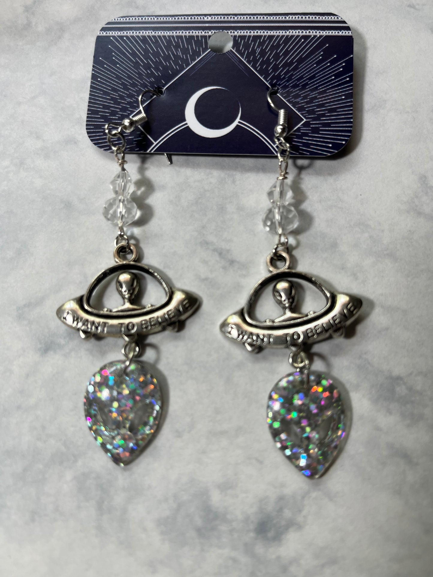 Alien “I Want to Believe” Dangles
