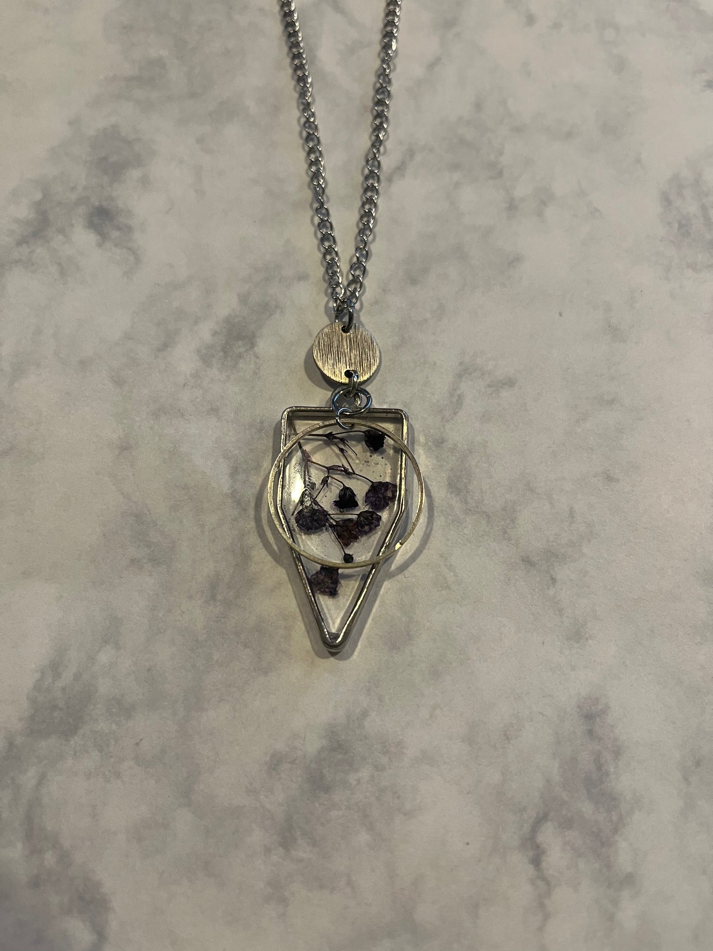 Resin Floral Frame Necklaces