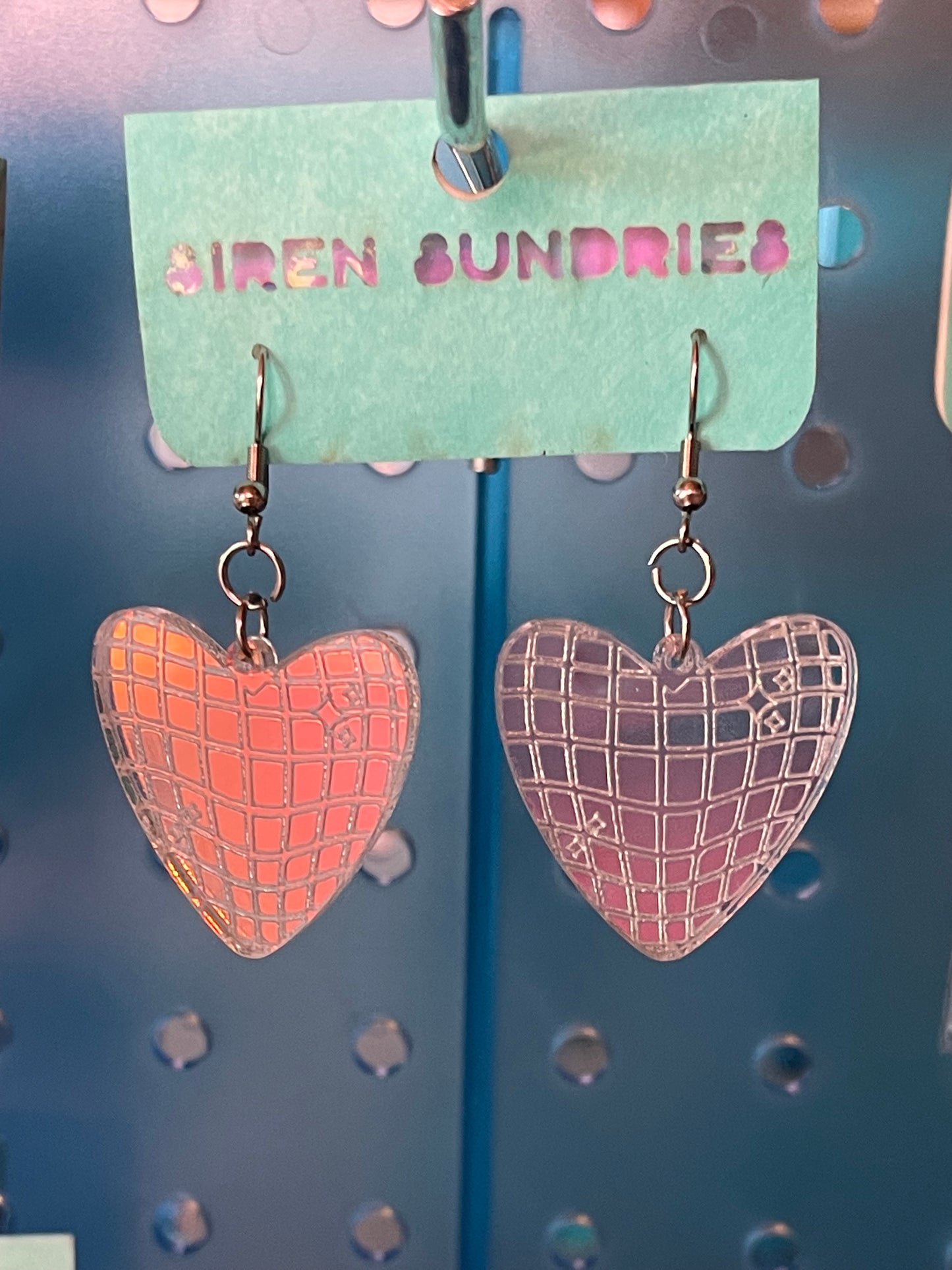 DAZZLER IRRIDESCENT DISCO HEART KEYCHAIN, DANGLE EARRINGS