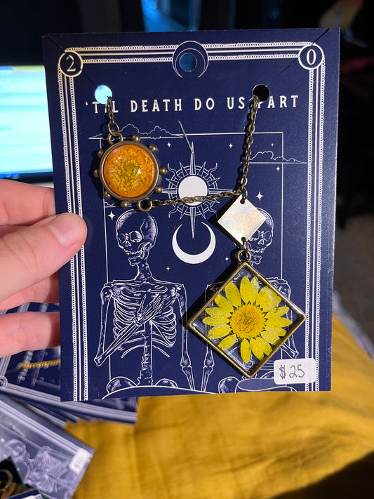 Yellow and Orange Resin Floral Resin Necklace